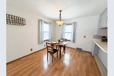 606 Morningside Drive, Worthington, MN 56187 - Photo 8