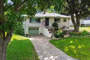 451 12th Ave S, South Saint Paul, MN 55075 - Photo 1