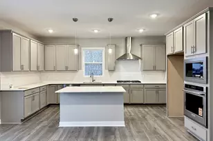 4566 Percheron Blvd, Chaska, MN 55318 - Photo 2