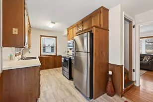 4232 Halifax Ave N, Robbinsdale, MN 55422 - Photo 10