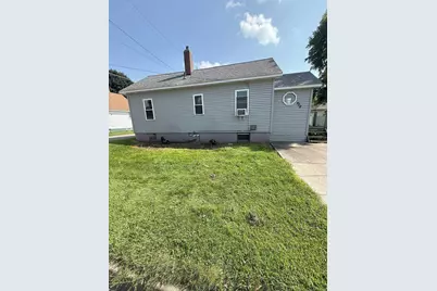 408 E 6th Street, Fairmont, MN 56031 - Photo 1