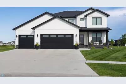 5606 43rd Street S, Fargo, ND 58104 - Photo 1