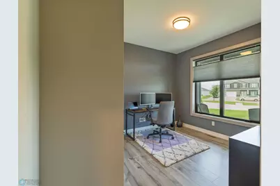 5606 43rd Street S, Fargo, ND 58104 - Photo 4