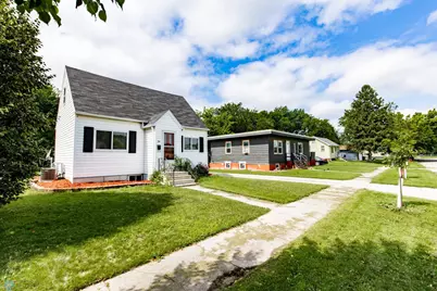 709 13th Street N, Moorhead, MN 56560 - Photo 6