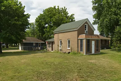 604 7th Avenue W, Shakopee, MN 55379 - Photo 1