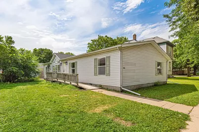 322 Park Row, Saint Peter, MN 56082 - Photo 1