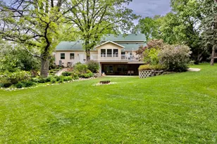 1951 W Highview Dr, Sauk Rapids, MN 56379 - Photo 1