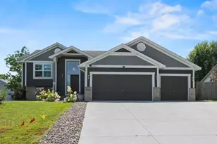 9935 41ST St NE, Saint Michael, MN 55376 - Photo 1