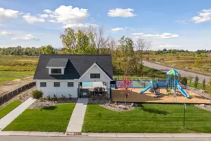 1986 Leaping Deer Cir, Medina, MN 55340 - Photo 26