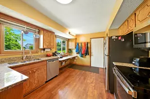 4636 Boone Ave N, New Hope, MN 55428 - Photo 4