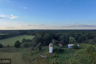 29224 Hawks Nest Ln, Hinckley, MN 55037 - Photo 2