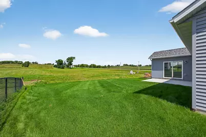 106 Fairway Street, Zumbrota, MN 55992 - Photo 8