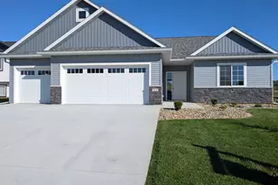 106 Fairway St., Zumbrota, MN 55992 - Photo 2