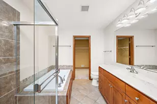 1598 Summit Shores Cir, Burnsville, MN 55306 - Photo 10