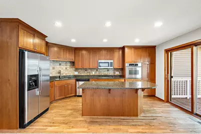 1598 Summit Shores Circle, Burnsville, MN 55306 - Photo 2