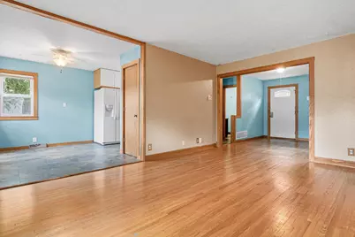 5527 Fremont Avenue N, Brooklyn Center, MN 55430 - Photo 6