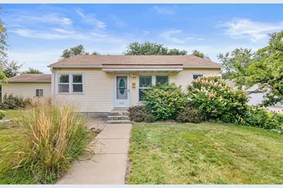 5527 Fremont Avenue N, Brooklyn Center, MN 55430 - Photo 1