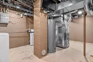 5527 Fremont Ave N, Brooklyn Center, MN 55430 - Photo 28