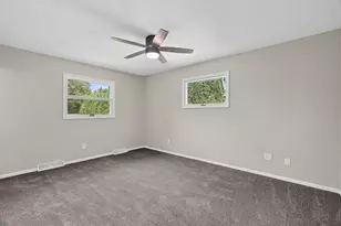 559 21st St NE, Rochester, MN 55906 - Photo 38