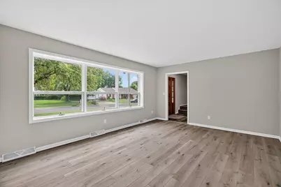 559 21st Street NE, Rochester, MN 55906 - Photo 10