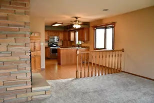 1206 S Shore Dr, Worthington, MN 56187 - Photo 4