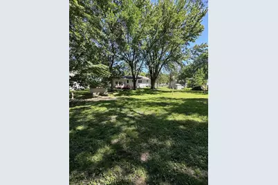 520 E 5th Street, Litchfield, MN 55355 - Photo 24