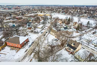 212 Maple Street, Saint Paul, MN 55106 - Photo 20