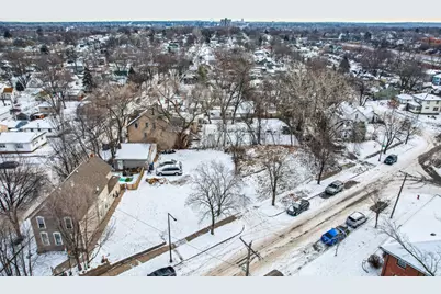 212 Maple Street, Saint Paul, MN 55106 - Photo 10