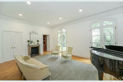 910 Folwell Drive SW, Rochester, MN 55902 - Photo 10