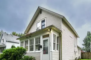 792 Cook Ave E, Saint Paul, MN 55106 - Photo 2