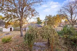 5230 Pennsylvania Ave N, New Hope, MN 55428 - Photo 26