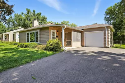 2424 Byrd Avenue N, Golden Valley, MN 55422 - Photo 1