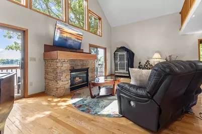 15267 Fairbanks Trail NE, Prior Lake, MN 55372 - Photo 12