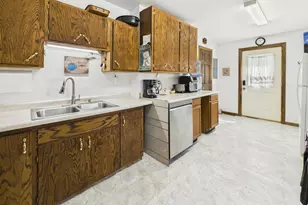 108 Central Ave S, Bertha, MN 56437 - Photo 18