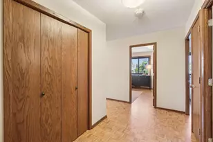 410 Groveland Ave, Minneapolis, MN 55403 - Photo 18