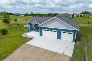 23569 Highland Trail, Fergus Falls, MN 56537 - Photo 4