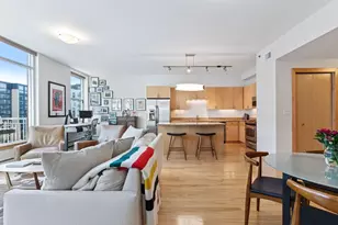 215 10th Ave S, Minneapolis, MN 55415 - Photo 20