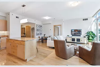 215 10th Avenue S #731, Minneapolis, MN 55415 - Photo 14