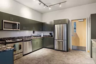 215 10th Ave S, Minneapolis, MN 55415 - Photo 54