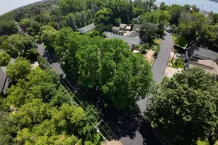 1202 La Salle St, Wayzata, MN 55391 - Photo 32