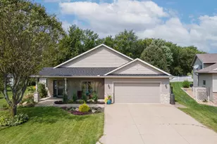 255 Golden Bear Ln, Zumbrota, MN 55992 - Photo 1