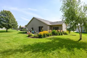255 Golden Bear Ln, Zumbrota, MN 55992 - Photo 22