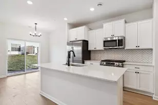 23185 Creekview Ct, Rogers, MN 55374 - Photo 8