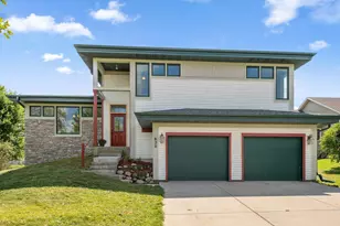 820 Superior Dr, Northfield, MN 55057 - Photo 1