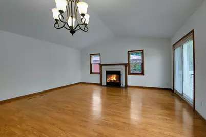 6281 Whispering Oaks Drive, Eden Prairie, MN 55346 - Photo 10