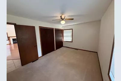 6281 Whispering Oaks Drive, Eden Prairie, MN 55346 - Photo 20