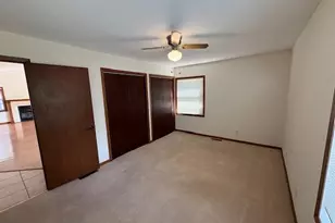 6281 Whispering Oaks Dr, Eden Prairie, MN 55346 - Photo 20