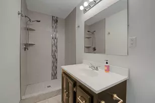 6281 Whispering Oaks Dr, Eden Prairie, MN 55346 - Photo 24