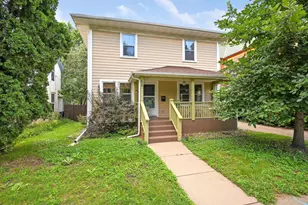 61 George St E, Saint Paul, MN 55107 - Photo 1