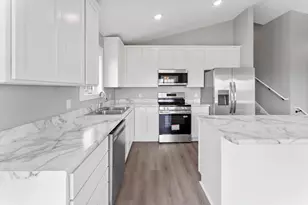 16547 Eagle Ridge Cir, Chengwatana Twp, MN 55063 - Photo 2